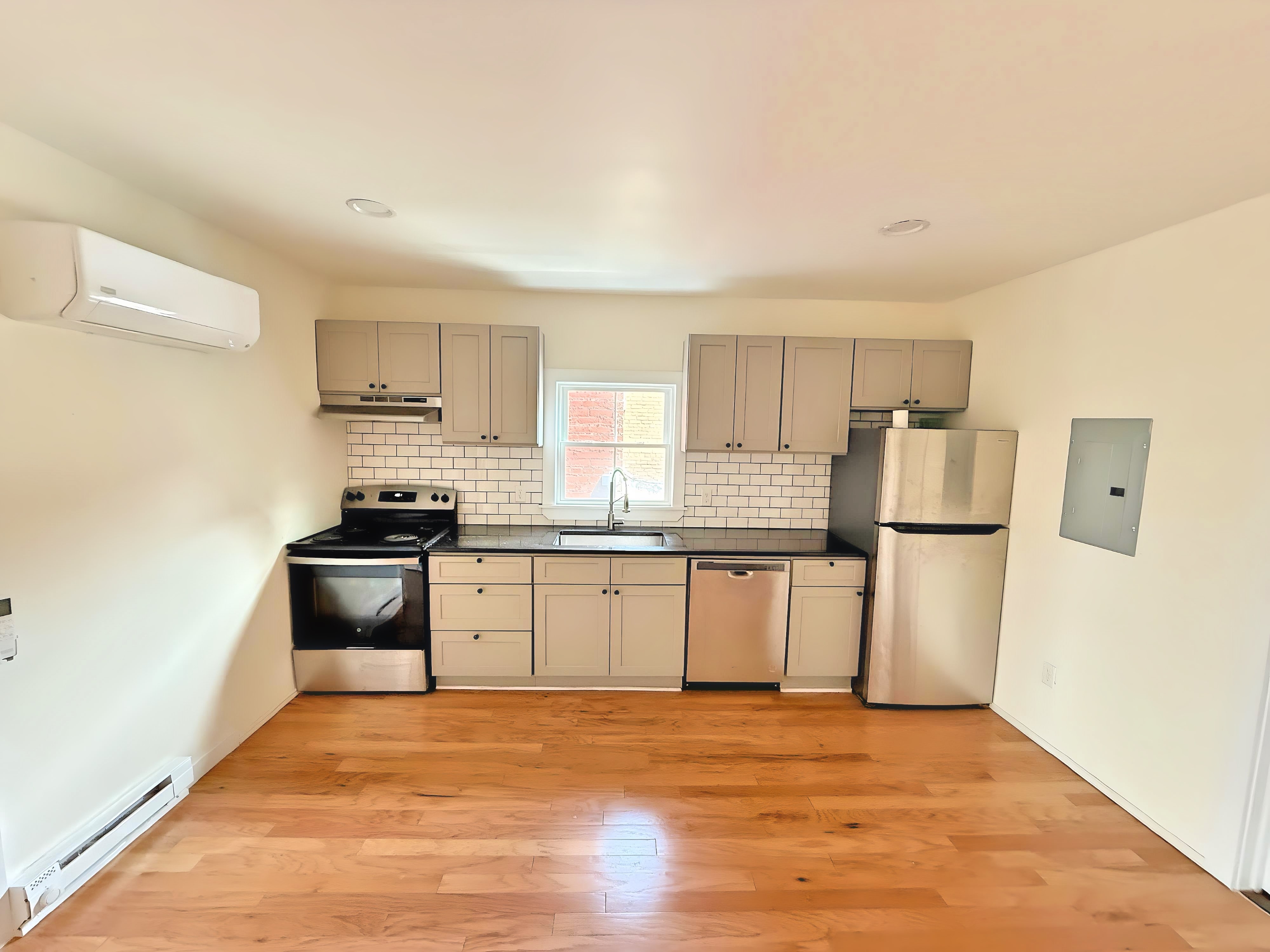 102 4th Street - 3F